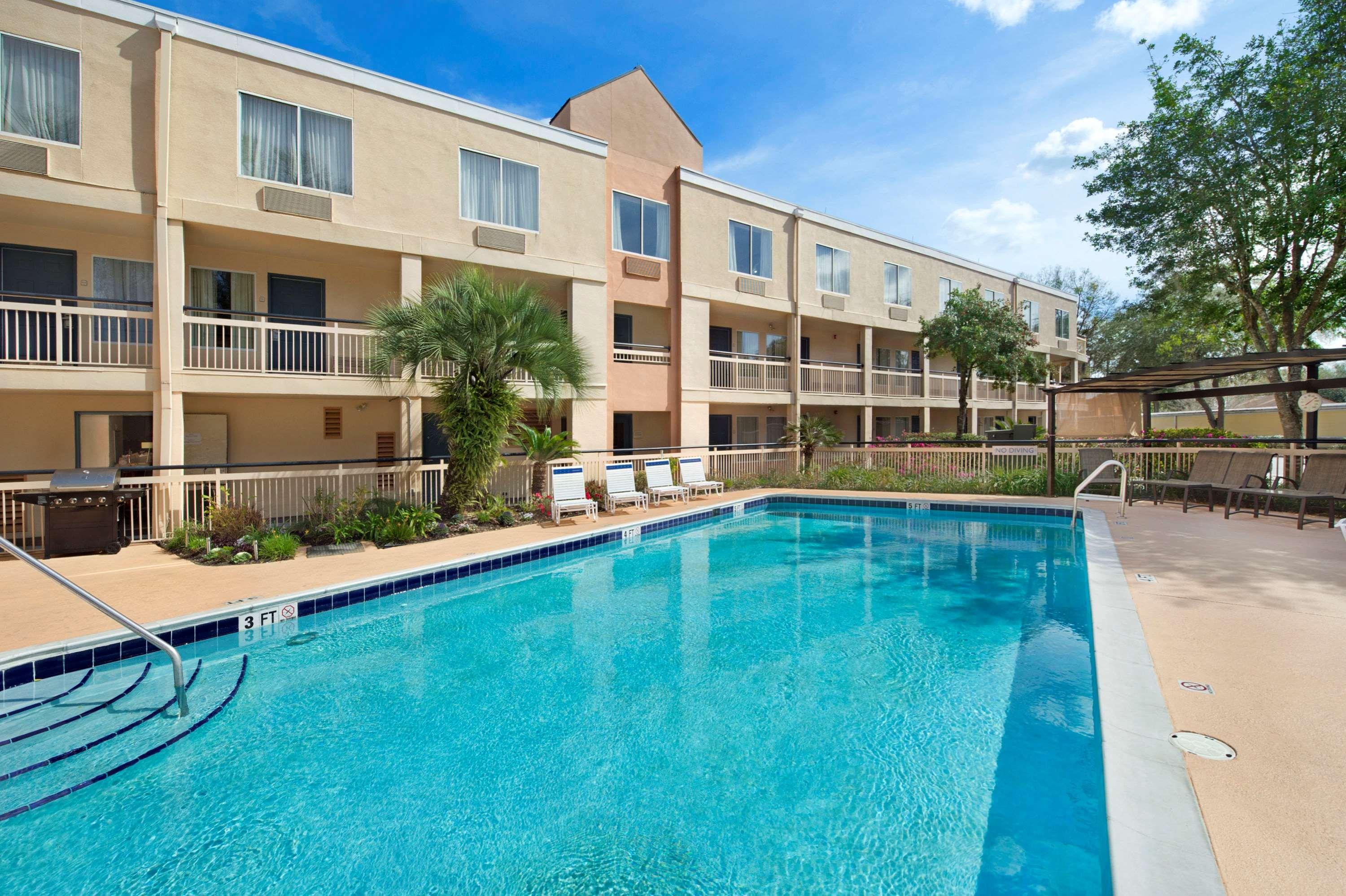 Baymont By Wyndham Gainesville I-75 Экстерьер фото